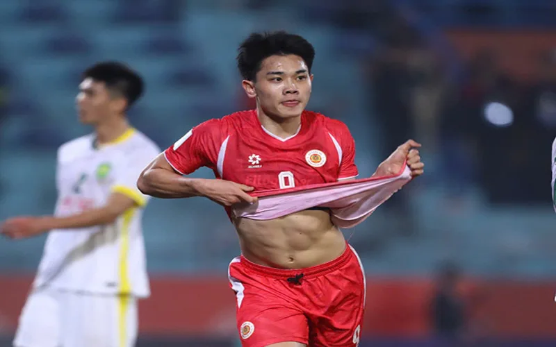 clb cong an ha noi hanh trinh ban sac va vi the trong bong da viet