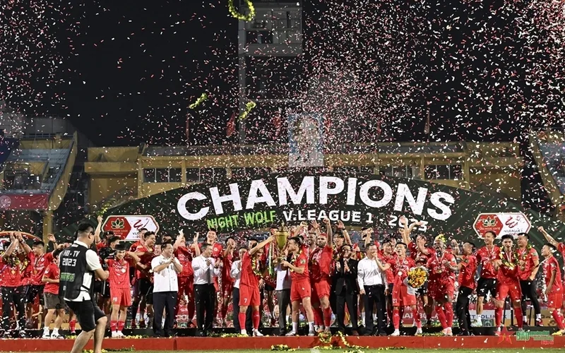 clb cong an ha noi hanh trinh ban sac va vi the trong bong da viet